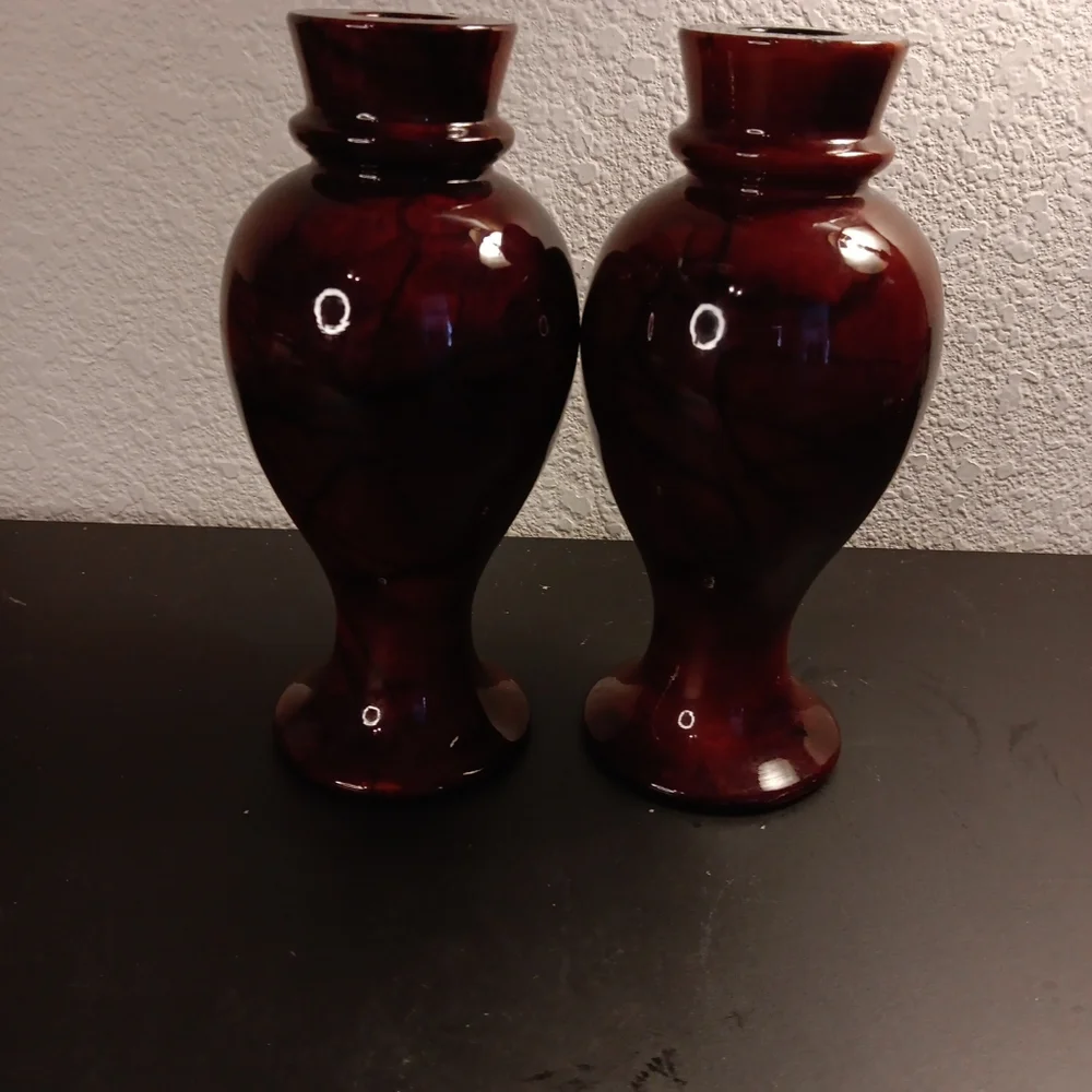EXQUISITE Pair of Variegated Marble 7